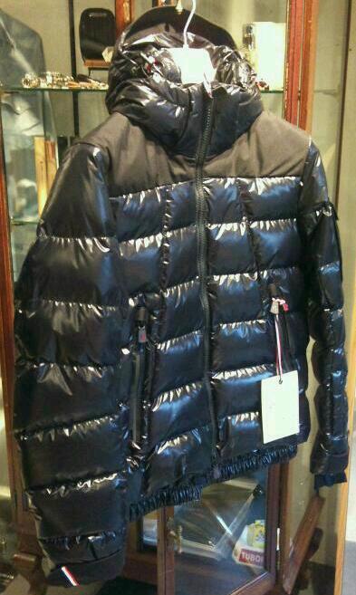 MONCLER』 MONCLER』