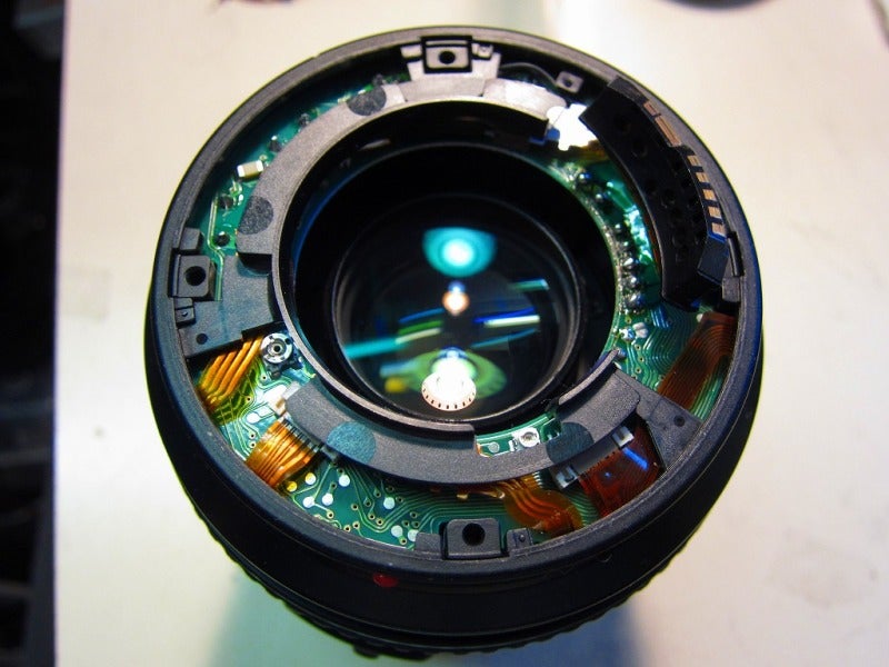 12/25/2010 EF 28-70mm F2.8L マウント部物理破損品の修理 | キヤノンEFレンズ メーカー修理不能レンズの修理ブログ