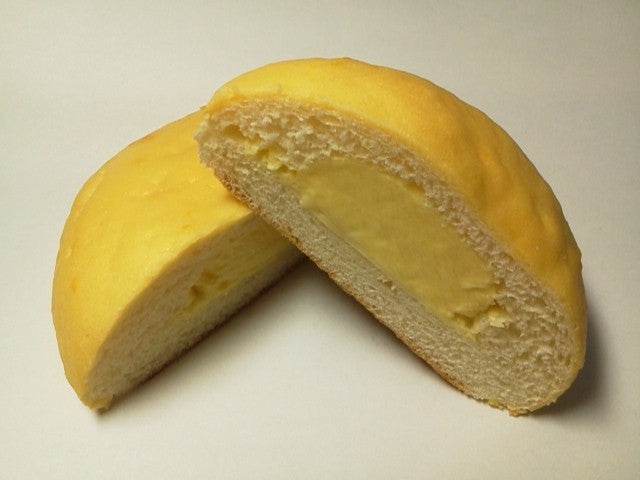 ザ・フィッシュ パン工房 びわメロンパン 170円 | Love, メロンパン ザ・フィッシュ パン工房 びわメロンパン 170円 | Love, メロンパン