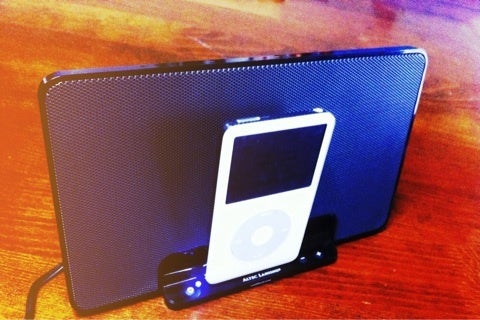 古いiPod用スピーカー激安購入 | ひよこものがたり