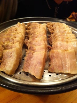 韓国料理研究家・ほんだともみのコリアンワールド-ゾンドンボッサム豚足