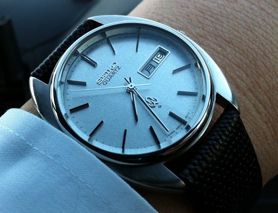優美なラグデザイン。 セイコー・クオーツ 4803－8000 | カッコイイ腕時計が好きですが、 ウンチクはありません。