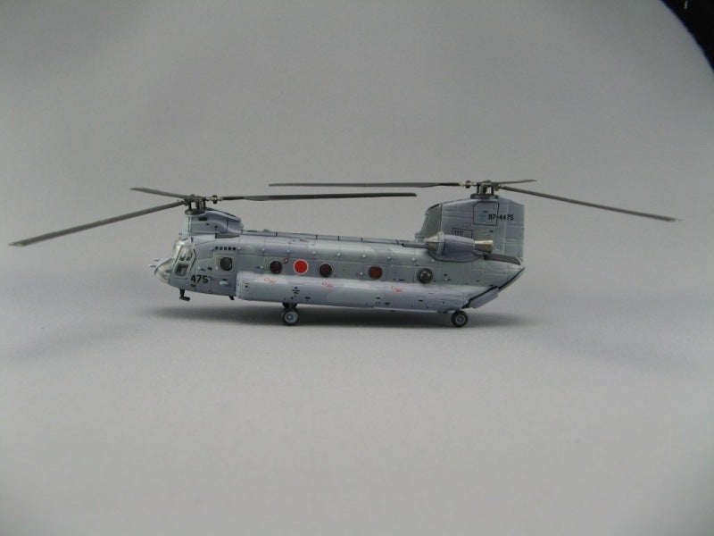 1/144 CH-47 比較 トミーテック技MIX VS ヘリボーン 1/144 CH-47 比較 トミーテック技MIX VS ヘリボーン