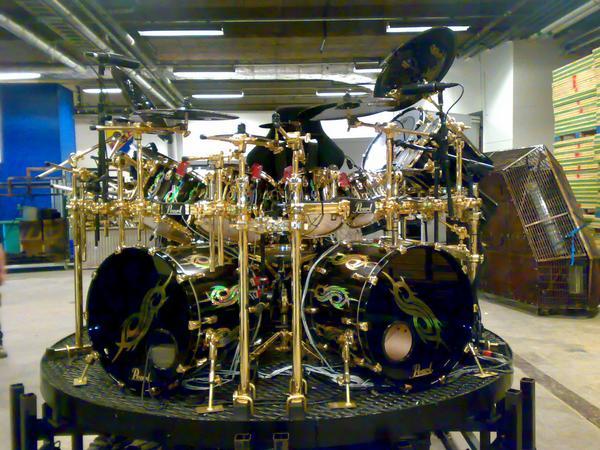 Slipknot Joey Jordison ドラムセット まるでお城 派手な要塞ドラムセットギャラリー Naver まとめ