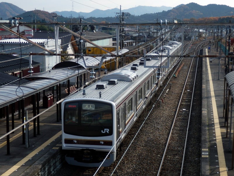 2012/11/24 JR日光線への初入線・試運転の205系600番台の動画 | ﾏﾀｰﾘ日 