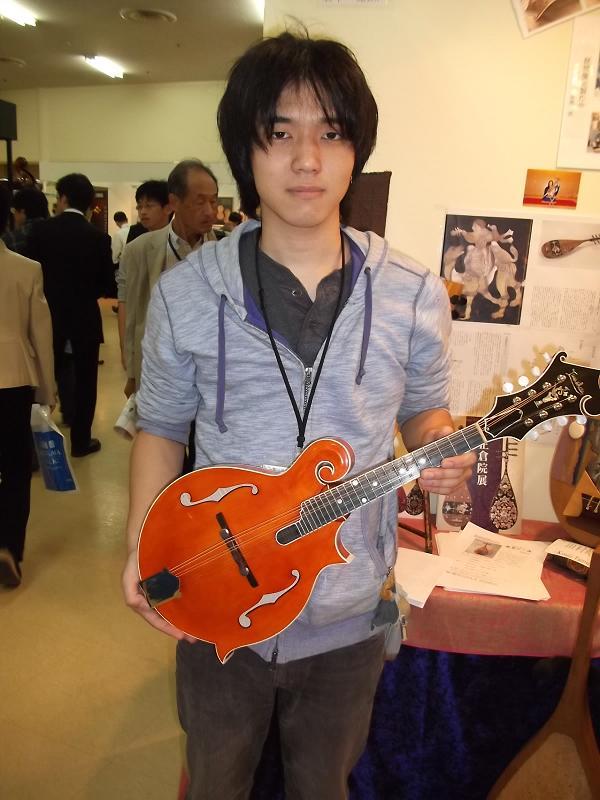 マンドリン製作家のご紹介。 | True Guitars Japanのブログ
