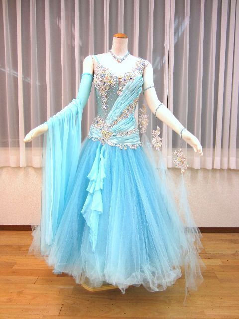 社交ダンス スタンダードドレス 水色 品 - ドレス