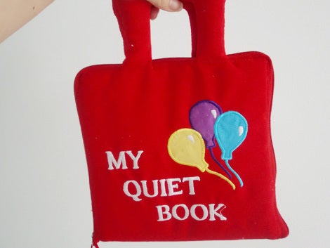 出産祝いにオススメ！知育玩具の布絵本「MY QUIET BOOK」のレポ