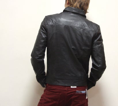 海外セレブも愛用するブラックレザージャケット Nudie jeans JONNY ジョニー | 愛知県春日井市、小牧市の大人カジュアルを提案