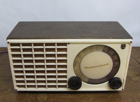 レトロなラジオ ナショナルの古い真空管ラジオ 5球スーパー | 古道具 古家具 昭和レトロのお店