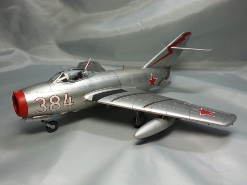 1 48 ミグ15 - 航空機 1 48 ミグ15 - 航空機