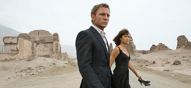映画007「慰めの報酬」と「スカイフォール」でジェームス 映画007「慰めの報酬」と「スカイフォール」でジェームス