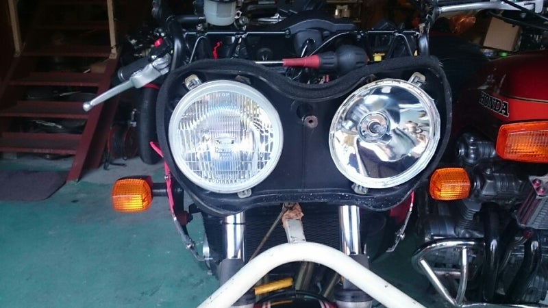 GS1200SSのヘッドライト | 左腕からの贈りもの
