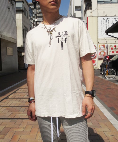 UNIF Tシャツ taka着用 ダメージ加工 ユニフ ONE OK ROCK www