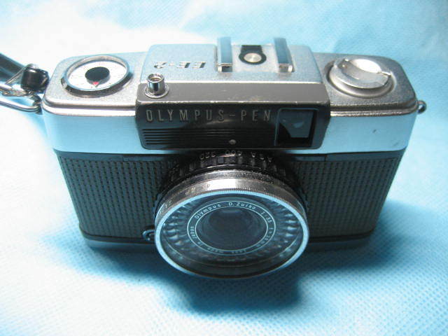 今だからこそハーフサイズカメラを楽しもうよ! OLYMPUS-PEN EE-2 編