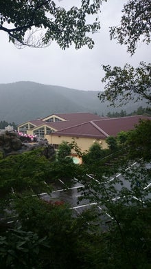 雨のユネッサン