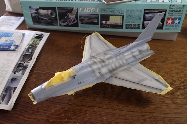 F-16CJ Block50（タミヤ1/32）その１８ 機体の塗装 | プラモな気分