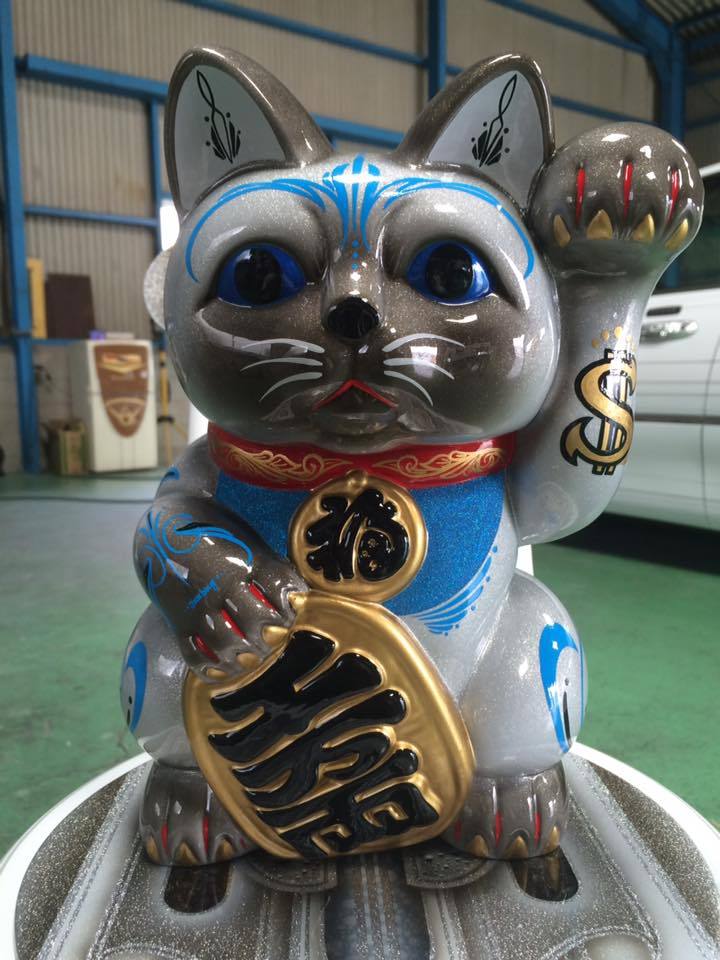 Amazon.co.jp: 時代 木彫 黒猫 招き猫 古美術 骨董 高さ24.5cm