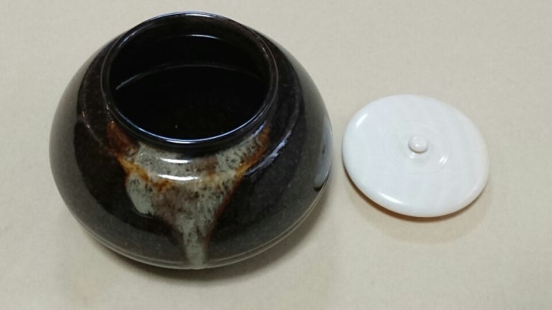 茶の湯の陶器・膳所焼の大海茶入です。 | 民芸、茶の湯の陶器の世界 