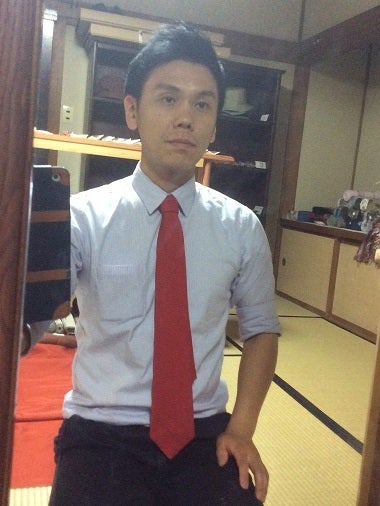 赤いネクタイが似合う男 | 上田紬の伝統工芸士 リョウマがゆく！
