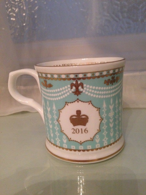 フォートナム&メイソン エリザベス女王90歳誕生日記念マグカップ | 紅茶がつなぐ素敵な絆