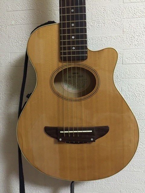 登場! yamaha APXT-1NA アコースティックギター