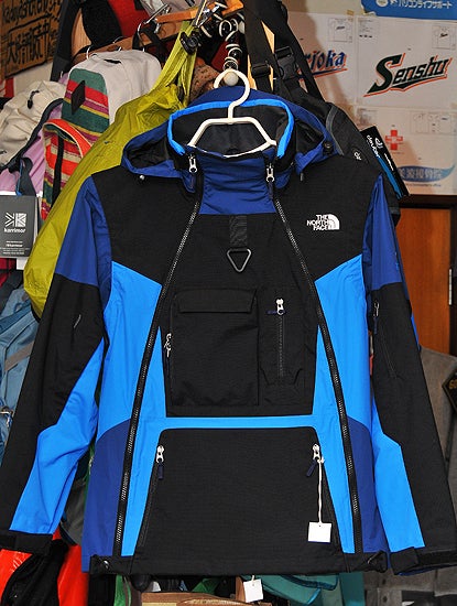 THE NORTH FACE(ノースフェイス) ナイロンジャケット 中古・美品 激