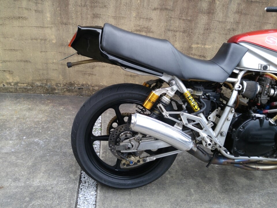 GSX1100S ダックテールカウル取り付け | ももいちの新しい相棒は GSX1100S ダックテールカウル取り付け | ももいちの新しい相棒は