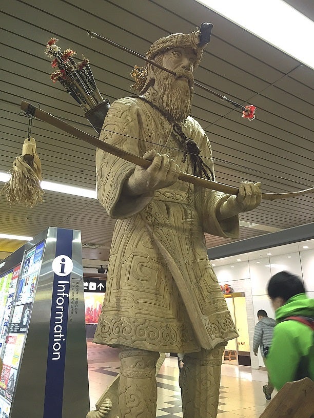 JR札幌駅「エカシ像」。 | S氏の自習時間。