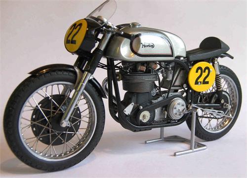 1960ノートンマンクスのダイキャストモデルが渋すぎてツボっ 1960ノートンマンクスのダイキャストモデルが渋すぎてツボっ