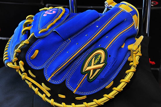 HEXA(ヘキサスポーツ)軟式オーダーキャッチャーミット・謎の投手用 2点