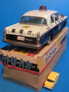 パトカー(2)