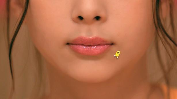 キスの日に謎の美しすぎる唇この正体は誰 Ameba News アメーバニュース