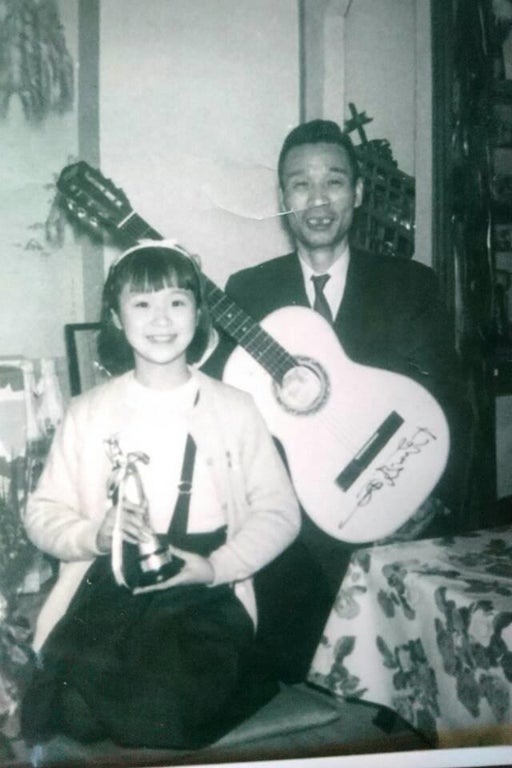 小林幸子　デビューに導いてくれた父に感謝、9歳の時の2shot公開