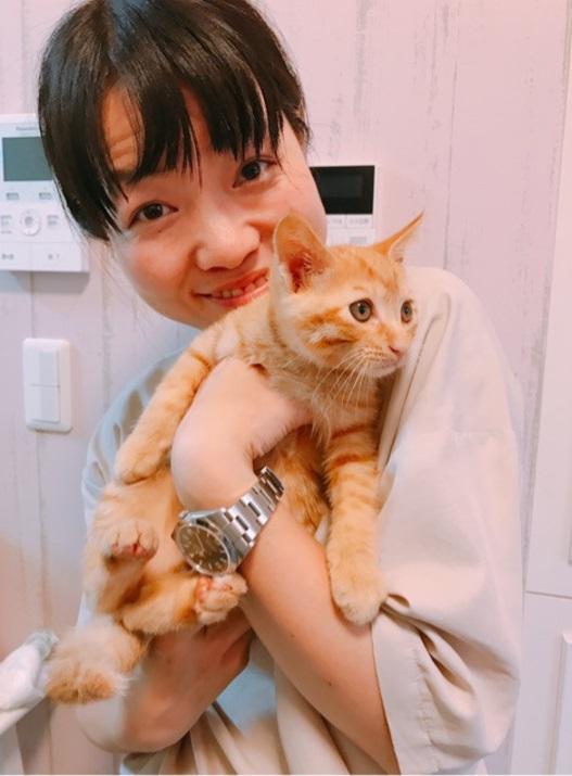 中川翔子　豪華引っ越しパーティー、イモトアヤコが愛猫抱く姿公開