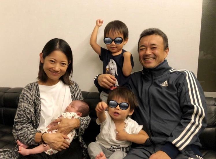 大渕愛子弁護士、初めて家族が5人揃った写真を公開「やっと撮れました」