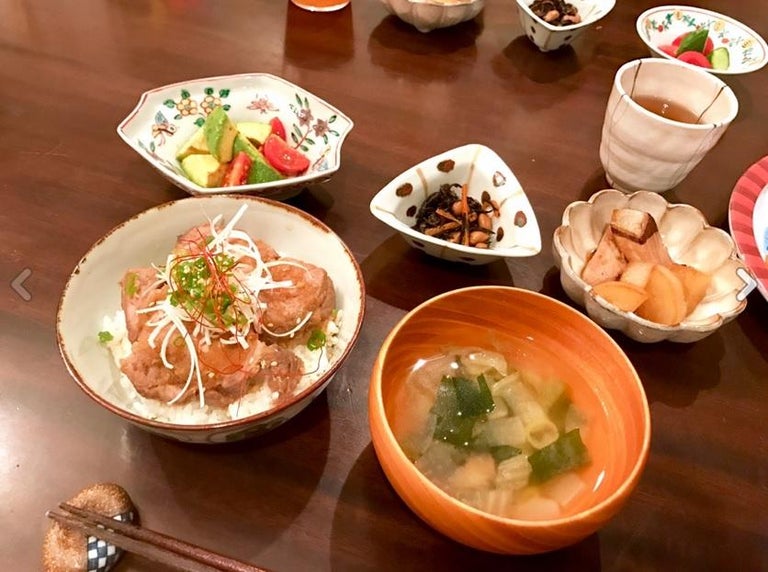 小倉優子、手作り料理を一挙公開「簡単なレンジ調理にハマっています」