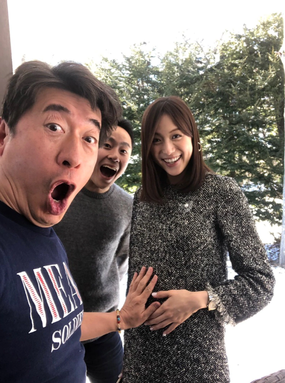 寺門ジモン、妊娠を発表した笹川友里アナらと食事「タジタジの幸せな時間でした！」