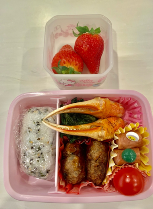 神田うの「2種類の苺」を付けた娘への手作り弁当を公開