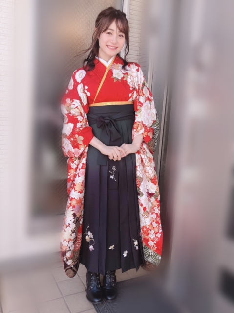伊藤美来、大学卒業をブログで報告　袴姿に「とてもきれい」「可愛い！」の声