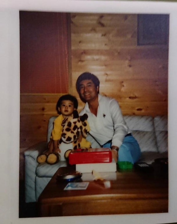 高橋英樹、娘・真麻の幼少期の写真を公開「髪の毛が薄くていつも  帽子をかぶせていた(笑)」