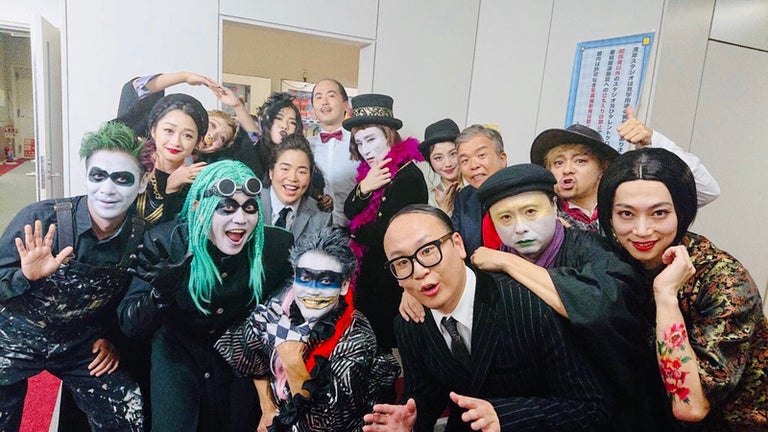 エハラマサヒロ、吉本坂46の集合写真を公開「こっわ！！怖すぎ！！」