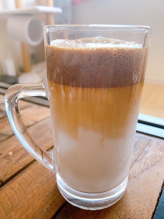 あいのり・桃、SNSで話題の“ダルゴナコーヒー”作りに挑戦「お家でカフェ気分」