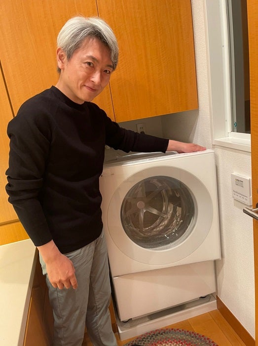 登坂淳一、新しく購入した家電を公開「洗濯物を干さなくて良くなりそう～」
