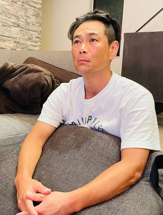 ココリコ・遠藤の妻、涙を流す夫の姿を公開「ホントに胸が熱くなる」