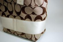 コーチ(COACH)10125 BKHPH (カーキ×ホワイト)