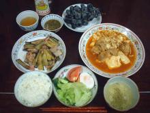 鶏肉と豆腐の韓国風煮ほか