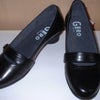 GIROのパンプスの画像