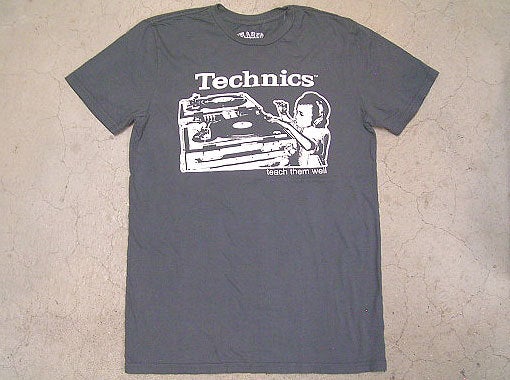 544 CHASER Technics Tシャツ(USA製) VANS T アバクロT 各種 | 東京 