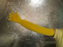 手袋＆靴下専門工場日記-丈の長い黄色手袋２